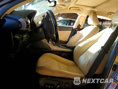 Zdjęcie 7 z 13 samochodu: 2016 LEXUS IS 200T VIN:JTHBA1D29G5025207 - miniatura