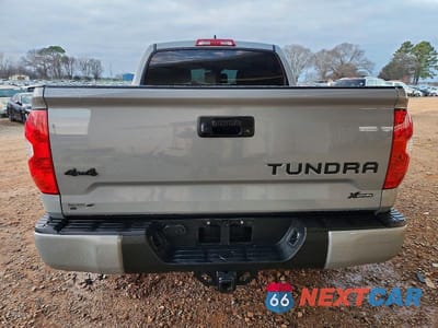 Zdjęcie 6 z 12 samochodu: 2020 TOYOTA TUNDRA SR5 VIN:5TFDY5F18LX946754 - miniatura