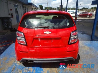 Zdjęcie 6 z 12 samochodu: 2017 CHEVROLET SONIC LT VIN:1G1JD6SB5H4142044 - miniatura