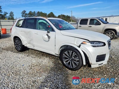 Czwarte zdjęcie samochodu z boku: 2022 VOLVO XC90 T6 MOMENTUM VIN:YV4A22PK0N1784664 - miniatura
