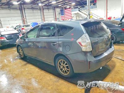 Drugie zdjęcie samochodu z przodu: 2013 TOYOTA PRIUS V VIN:JTDZN3EU5D3188475 - miniatura