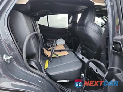 Zdjęcie 11 z 13 samochodu: 2025 TOYOTA 4RUNNER SR5 VIN:JTEVA5BR6S5026079 - miniatura