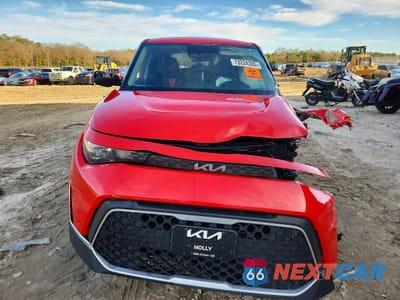 Piąte zdjęcie samochodu w środku: 2025 KIA SOUL LX VIN:KNDJ23AU7S7251609 - miniatura