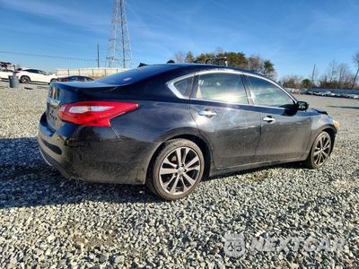 Trzecie zdjęcie samochodu z tyłu: 2017 NISSAN ALTIMA 2.5 VIN:1N4AL3AP5HN325725 - miniatura
