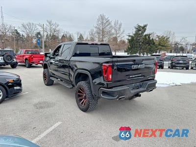 Trzecie zdjęcie samochodu z tyłu: 2019 GMC SIERRA K1500 AT4 VIN:1GTP9EEL8KZ167760 - miniatura