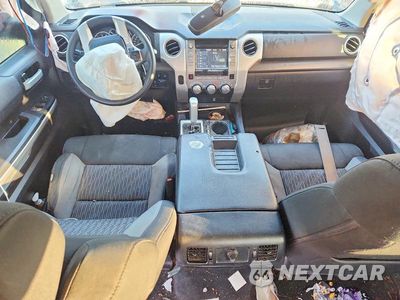 Zdjęcie 8 z 11 samochodu: 2017 TOYOTA TUNDRA SR5 VIN:5TFEW5F15HX219556 - miniatura