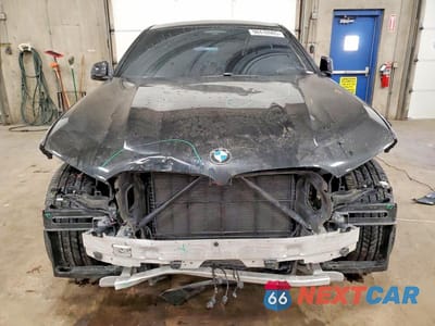 Piąte zdjęcie samochodu w środku: 2022 BMW X6 XDRIVE40I VIN:5UXCY6C07N9K74981 - miniatura