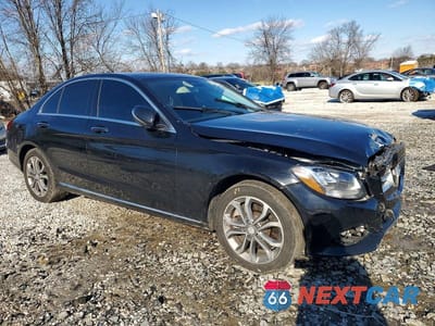 Czwarte zdjęcie samochodu z boku: 2017 MERCEDES-BENZ C 300 4MATIC VIN:55SWF4KB1HU187145 - miniatura