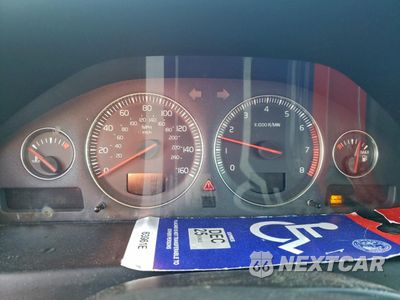 Zdjęcie 9 z 13 samochodu: 2004 VOLVO S60 2.5T VIN:YV1RS59V242402023 - miniatura