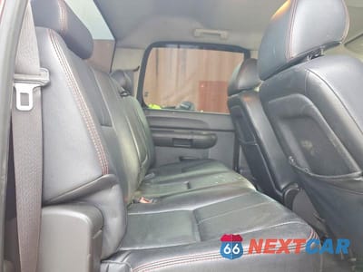 Zdjęcie 10 z 11 samochodu: 2010 CHEVROLET SILVERADO K1500 LS VIN:3GCRKREA5AG218164 - miniatura