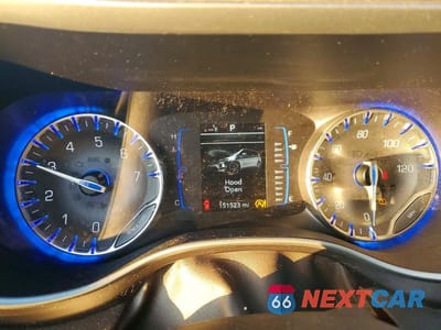 Zdjęcie 9 z 13 samochodu: 2018 CHRYSLER PACIFICA TOURING VIN:2C4RC1DG8JR253747 - miniatura