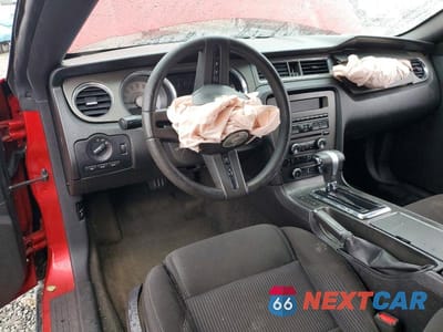 Zdjęcie 8 z 11 samochodu: 2012 FORD MUSTANG VIN:1ZVBP8AM3C5242273 - miniatura