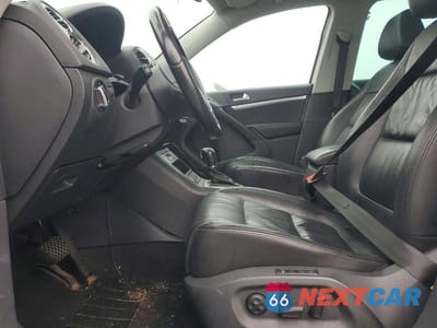 Zdjęcie 7 z 11 samochodu: 2013 VOLKSWAGEN TIGUAN S VIN:WVGAV3AX4DW569600 - miniatura