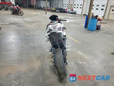 Czwarte zdjęcie samochodu z boku: 2025 CF MOTO 450SS VIN:LCEPESLA2S6001263 - miniatura