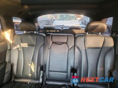 Zdjęcie 10 z 12 samochodu: 2017 AUDI Q7 PRESTIGE VIN:WA1VAAF73HD013420 - miniatura