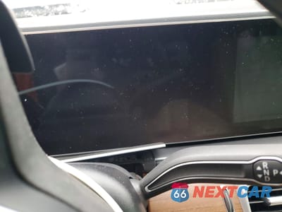 Zdjęcie 9 z 14 samochodu: 2023 MERCEDES-BENZ GLS 450 4MATIC VIN:4JGFF5KEXPB011001 - miniatura