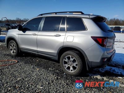 Drugie zdjęcie samochodu z przodu: 2023 HONDA PASSPORT TRAIL SPORT VIN:5FNYF8H63PB009277 - miniatura