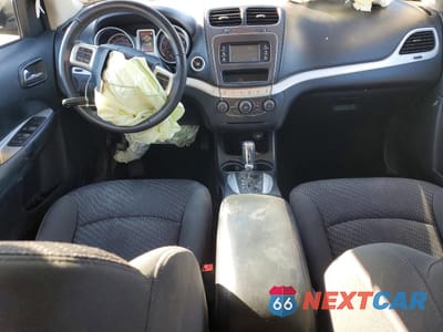 Zdjęcie 8 z 14 samochodu: 2018 DODGE JOURNEY SE VIN:3C4PDCAB5JT509221 - miniatura