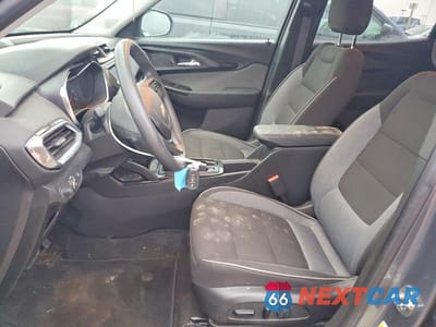 Zdjęcie 7 z 13 samochodu: 2022 CHEVROLET TRAILBLAZER LT VIN:KL79MPSLXNB078435 - miniatura