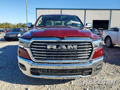 Piąte zdjęcie samochodu w środku: 2025 RAM 1500 LARAMIE VIN:1C6SRFJP4SN579682 - miniatura