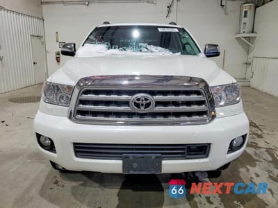 Piąte zdjęcie samochodu w środku: 2016 TOYOTA SEQUOIA PLATINUM VIN:5TDDY5G1XGS143244 - miniatura