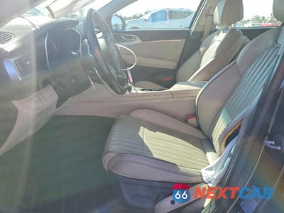 Zdjęcie 7 z 14 samochodu: 2019 GENESIS G70 VIN:KMTG34LA6KU021479 - miniatura