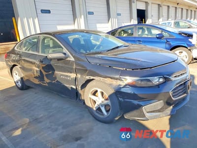 Czwarte zdjęcie samochodu z boku: 2016 CHEVROLET MALIBU LS VIN:1G1ZB5ST8GF284564 - miniatura