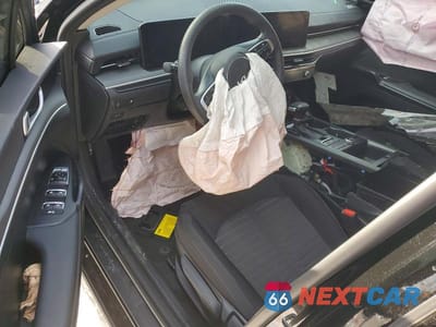 Zdjęcie 8 z 13 samochodu: 2025 KIA K5 LXS VIN:KNAG24J73S5324705 - miniatura