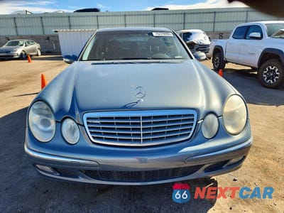 Piąte zdjęcie samochodu w środku: 2005 MERCEDES-BENZ E 320 CDI VIN:WDBUF26J85A578889 - miniatura