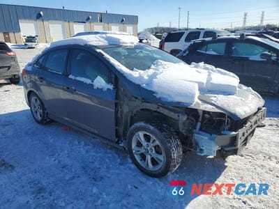 Czwarte zdjęcie samochodu z boku: 2014 FORD FOCUS SE VIN:1FADP3F25EL193619 - miniatura