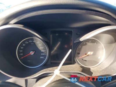 Zdjęcie 9 z 12 samochodu: 2019 MERCEDES-BENZ C 300 4MATIC VIN:55SWF8EB1KU320139 - miniatura