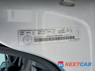 Zdjęcie 12 z 12 samochodu: 2011 VOLKSWAGEN JETTA BASE VIN:3VW2K7AJ4BM397843 - miniatura