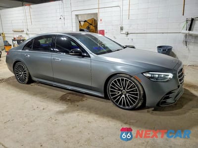 Czwarte zdjęcie samochodu z boku: 2024 MERCEDES-BENZ S 580 4MATIC VIN:W1K6G7GB5RA265158 - miniatura