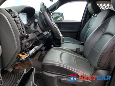 Zdjęcie 7 z 12 samochodu: 2022 RAM 2500 UTILITY / SERVICE TRUCK VIN:3C6UR5CJXNG298401 - miniatura