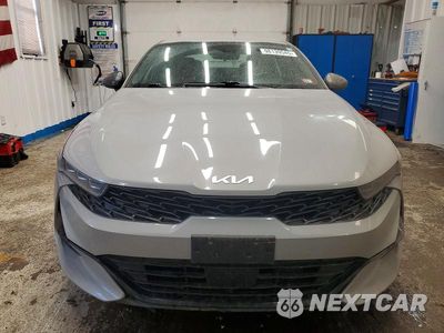 Piąte zdjęcie samochodu w środku: 2023 KIA K5 GT LINE VIN:5XXG64J22PG171409 - miniatura