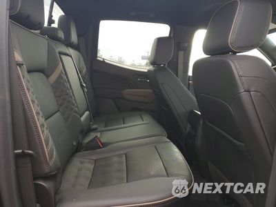 Zdjęcie 10 z 12 samochodu: 2026 GMC CANYON DENALI VIN:1GTP2FEK6T1131860 - miniatura