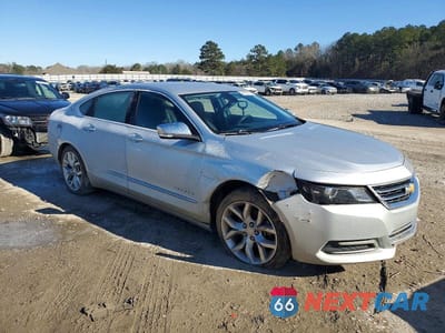 Czwarte zdjęcie samochodu z boku: 2020 CHEVROLET IMPALA PREMIER VIN:1G1105S33LU110197 - miniatura