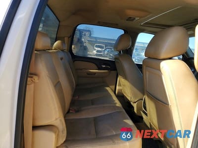 Zdjęcie 10 z 12 samochodu: 2010 GMC SIERRA C1500 DENALI VIN:3GTRCXE20AG155369 - miniatura