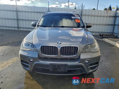 Piąte zdjęcie samochodu w środku: 2013 BMW X5 XDRIVE35I VIN:5UXZV4C55D0G51932 - miniatura