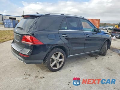 Trzecie zdjęcie samochodu z tyłu: 2017 MERCEDES-BENZ GLE 350 VIN:4JGDA5JB0HA930414 - miniatura