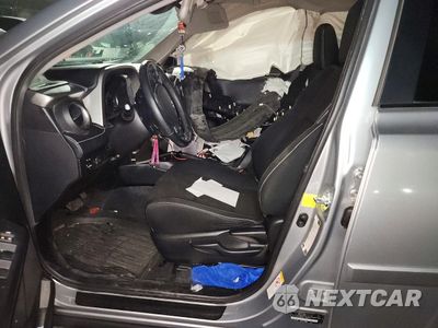 Zdjęcie 7 z 14 samochodu: 2017 TOYOTA RAV4 XLE VIN:2T3WFREV1HW345319 - miniatura