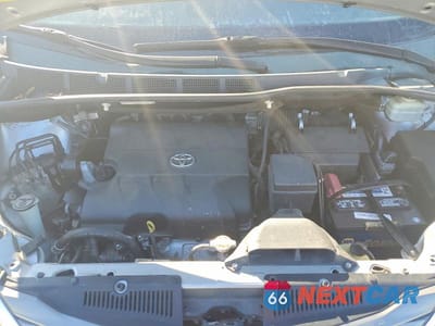 Zdjęcie 12 z 12 samochodu: 2014 TOYOTA SIENNA XLE VIN:5TDYK3DC7ES408759 - miniatura