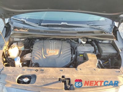 Zdjęcie 12 z 13 samochodu: 2017 KIA SEDONA LX VIN:KNDMB5C16H6248758 - miniatura