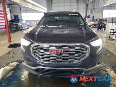 Piąte zdjęcie samochodu w środku: 2019 GMC TERRAIN DENALI VIN:3GKALXEX7KL131687 - miniatura