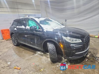 Czwarte zdjęcie samochodu z boku: 2023 LINCOLN CORSAIR RESERVE VIN:5LMCJ2DA1PUL24093 - miniatura