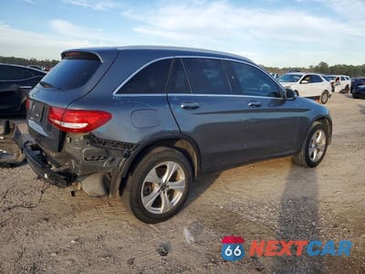Trzecie zdjęcie samochodu z tyłu: 2017 MERCEDES-BENZ GLC 300 VIN:WDC0G4JB2HV008712 - miniatura