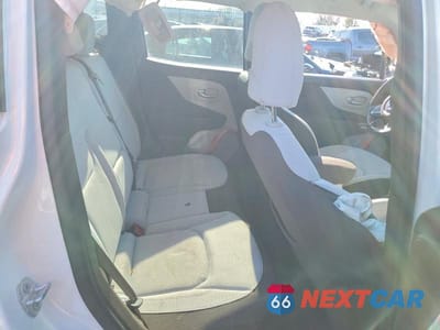 Zdjęcie 10 z 11 samochodu: 2015 JEEP RENEGADE LATITUDE VIN:ZACCJBBT0FPB65889 - miniatura