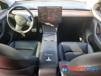Zdjęcie 8 z 11 samochodu: 2022 TESLA MODEL Y VIN:7SAYGDEFXNF568576 - miniatura