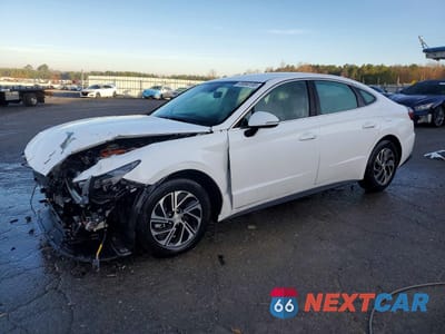 2023 HYUNDAI SONATA HYBRID KMHL24JJ0PA077649 - główne zdjęcie licytacji z USA - miniatura