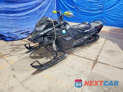Drugie zdjęcie samochodu z przodu: 2019 BOMB RENEGADE ADRENALINE 900 ACE TU VIN:2BPSDUKA2KV000608 - miniatura